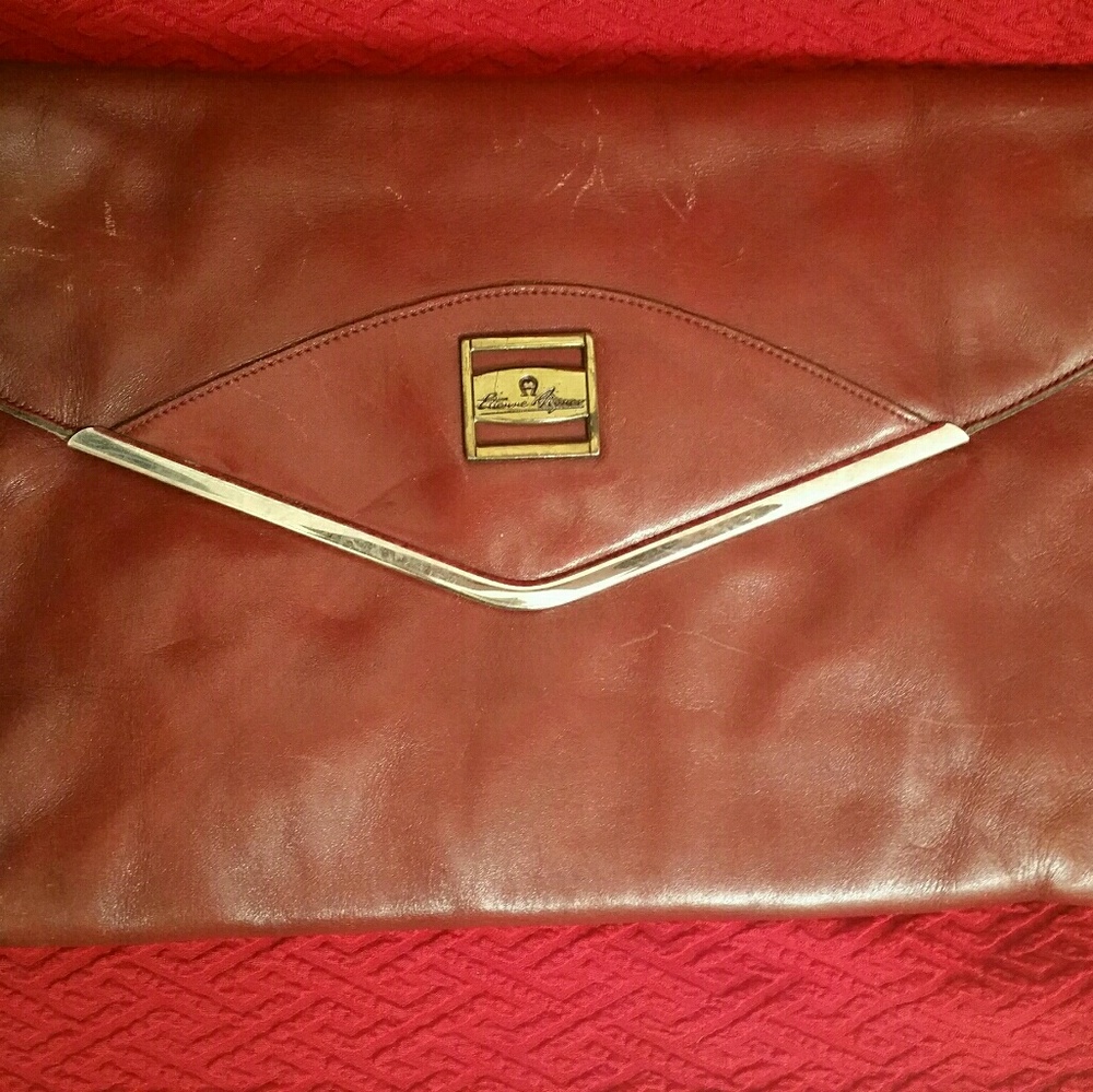 VINTAGE Aigner Leather Clutch 80s Oxblood Pur